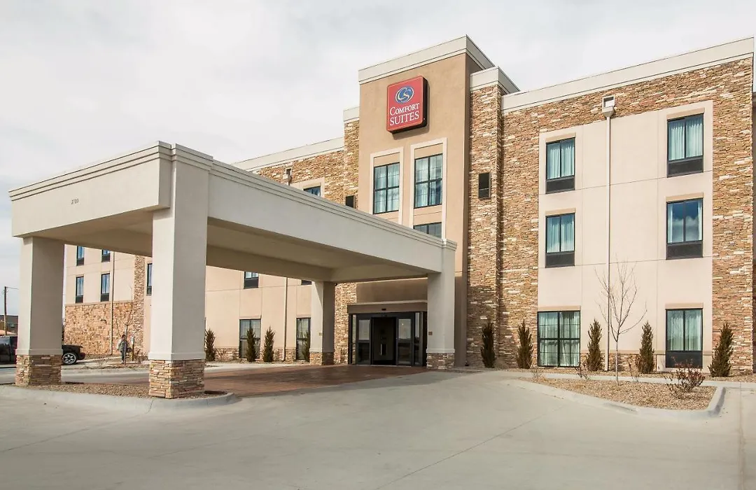 Comfort Suites Dodge City-1